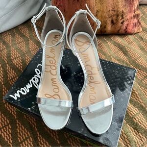 Sam Edelman Heels Sandals Silver Size 10. EUC